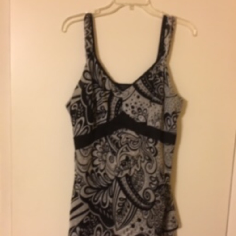 Top - Picture 2 of 5